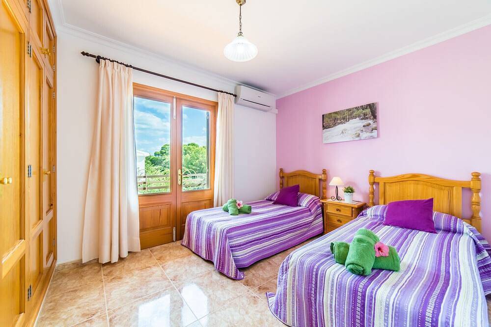 House close to beach Can Paris in Playa de Muro in Playa de Muro, Muro