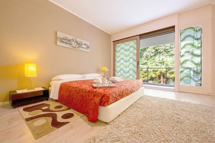 Apartamento entero, Maraini Elegante Apartment with Jacuzzi & Balcony in Lugano, Lago de Lugano