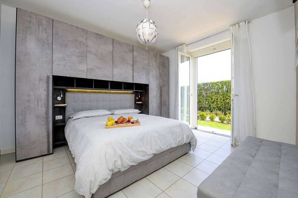 Martina House in Lonato, Garda Bergen