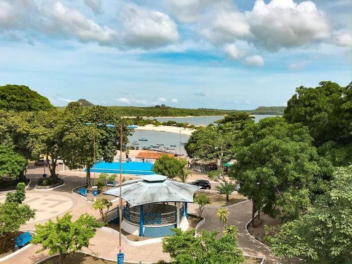 Pousadas para 3 pessoas, com jardim e terraço em Santarém (Brasil)