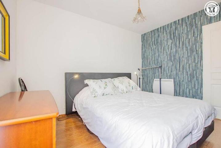 Gîte pour 3 personnes, avec piscine ainsi que jardin et vue à La Chapelle-Saint-Sauveur - 3