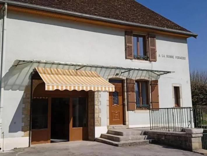 Location de vacances pour 8 personnes, avec jardin dans Nevy-sur-Seille - 2