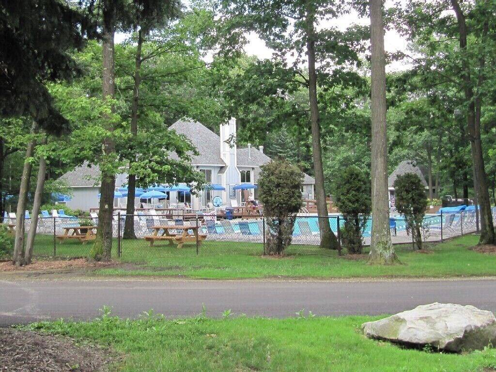 1838 Eagles Ridge Terrace-Mountaintop, 3 Br, schöne Th-Golf / Ski-Wifi, Kabel in Hidden Valley, Pennsylvania