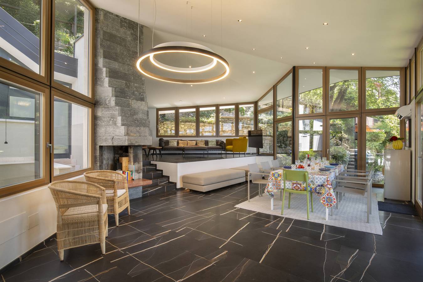 Villa Locchi with private Pier in Malcesine, Gardasee-Berge