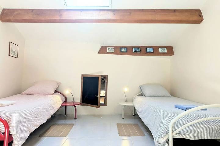 Location de vacances pour 8 personnes, avec jardin et terrasse à Saint-André-d'Olérargues - 4