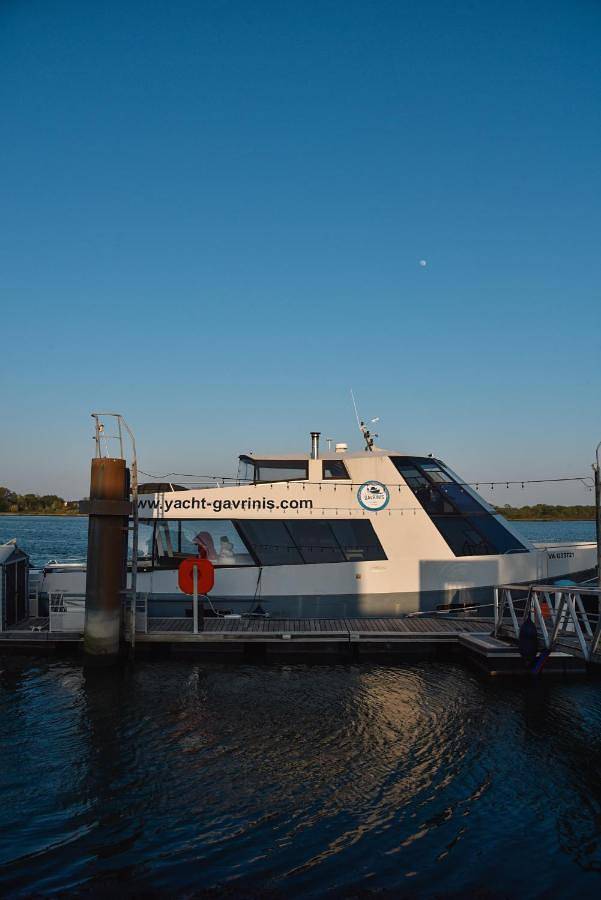 Bateau pour 6 personnes, avec Balcon ainsi que Terrasse et Vue dans Parc Expo Le Chorus