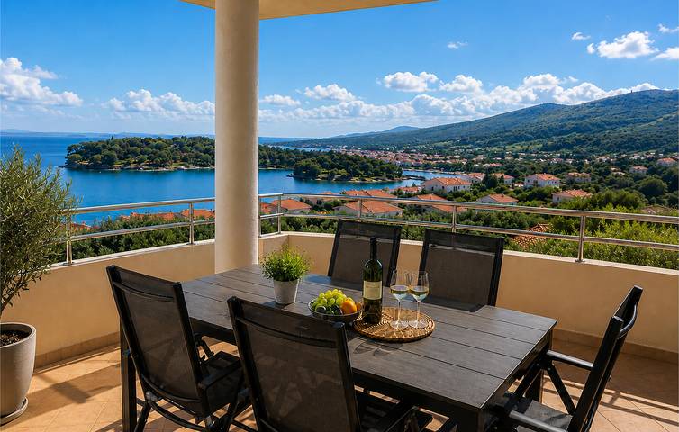 Ganze Ferienwohnung, Gemütliche 1-Zimmer-Wohnung in Küstennähe mit Terrasse in Plaža Jaz, Poljana