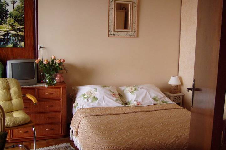 Apartamento entero, Sitio Rare, relajante, panorámica excepcional de 180 ° Mar in Menton, Costa mediterránea (Francia)