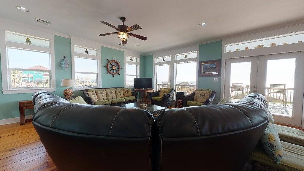 Vacation House for 12 Guests in Bolivar Peninsula, Galveston County