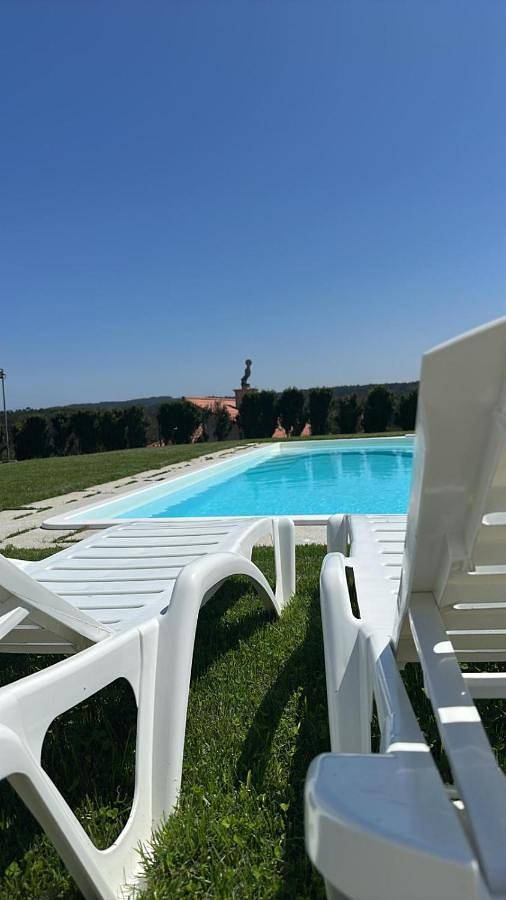 Gîte pour 4 personnes, avec piscine ainsi que jardin et vue, animaux acceptés à Malpica de Bergantiños