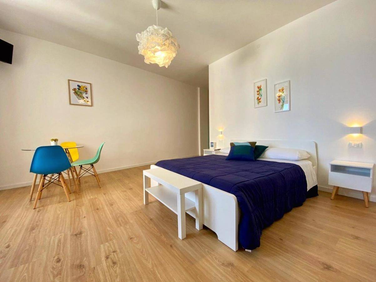 Mondello Beach Rooms - by the sea in Mondello, Palermo