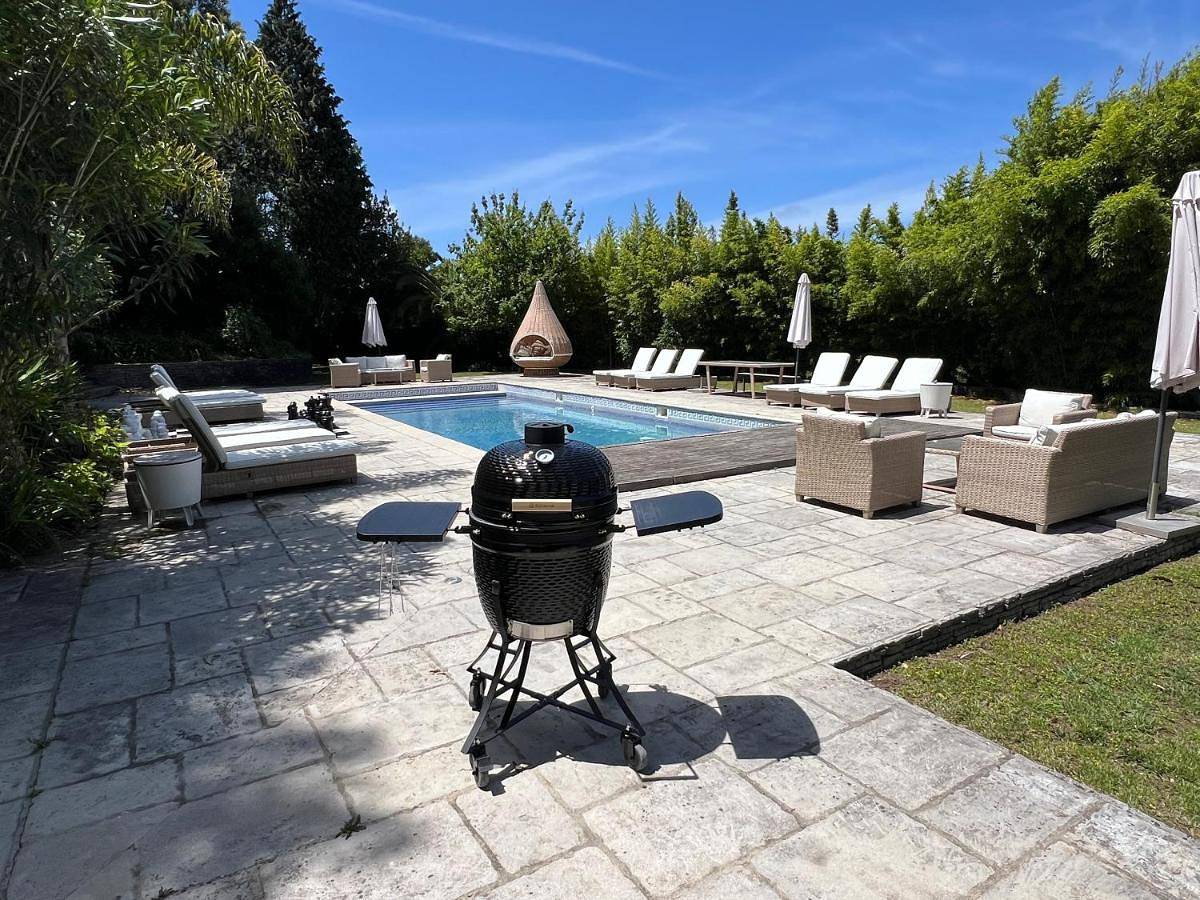 Luxurious royal estate in historic Sintra paradise in Sintra, Costa de Lisboa