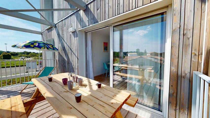Location de vacances pour 4 personnes, avec terrasse à Givrand