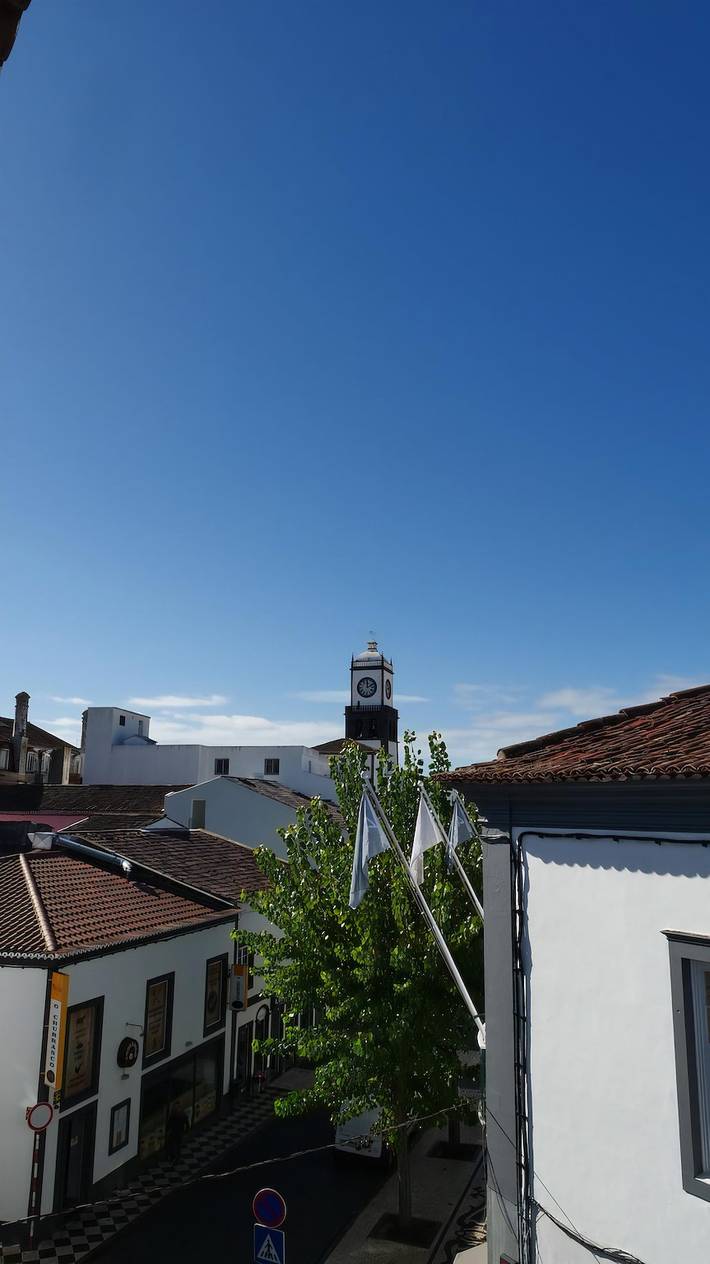 Ganze Wohnung, Ferienwohnung für 2 Personen mit Pool in São Miguel Island, Ponta Delgada