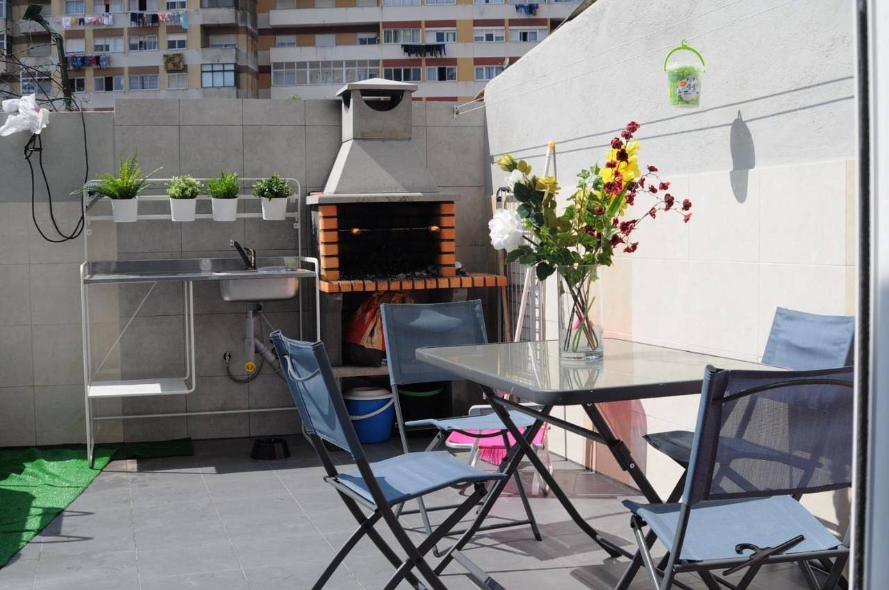 Apartamento de férias inteiro, Budget Triple Room in Queluz e Belas, Costa de Lisboa