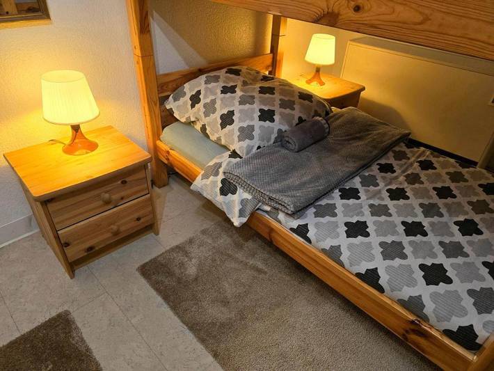 Ferienwohnung für 8 Personen, mit Terrasse und Garten