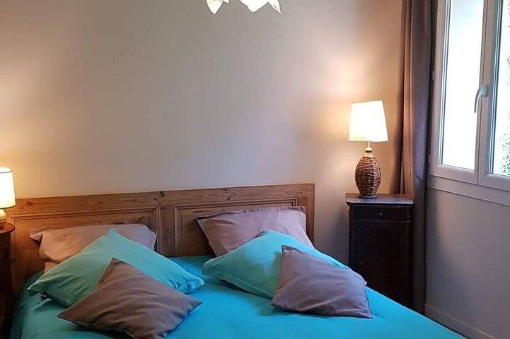 Gîte pour 16 personnes, avec jardin à Saint-Georges-de-Luzençon - 3