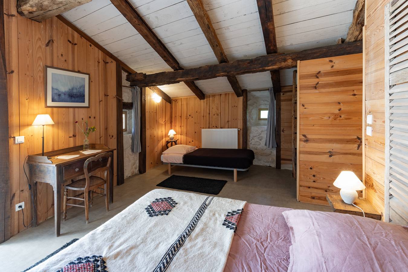 Zimmer 'La Ferme De Chalas - Tanargue' mit Gemeinschaftspool, gemeinsamer Terrasse und Wlan in Valgorge, Parc naturel régional des Monts d'Ardèche