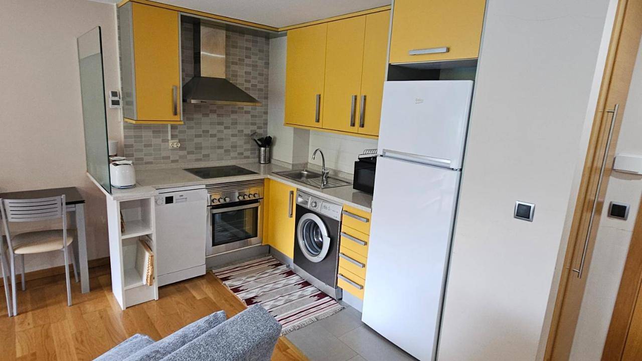 Apartamento inteiro, One-Bedroom Apartment in Praia da Ladeira (Baiona), Baiona (Galiza)