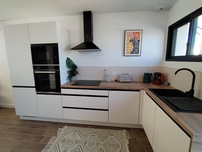 Location de vacances pour 4 personnes, avec vue ainsi que jardin et terrasse à Rochemaure - 4