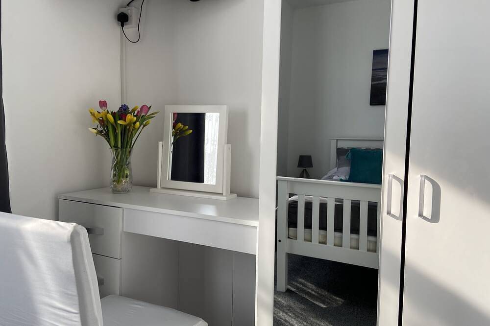 Bero Bungalow: Spacious Seaside Retreat with Hottub in Withernsea, Östliches Yorkshire