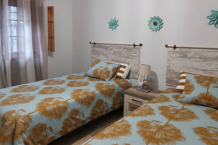 Finca Vistas al Teide, mit Privat Pool und Whirlpool, WLAN und Sat-TV in Pino Alto, Santa Úrsula