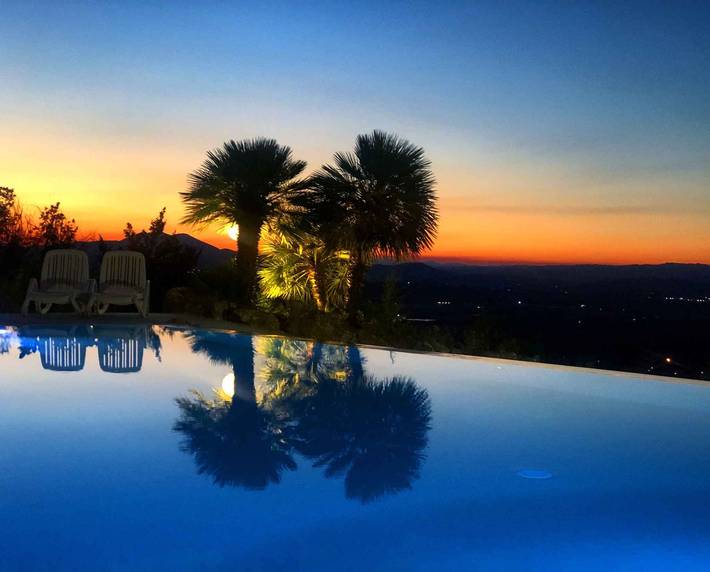 Appartamento intero, Appartamento con piscina panoramica in Bettona, Perugia e dintorni