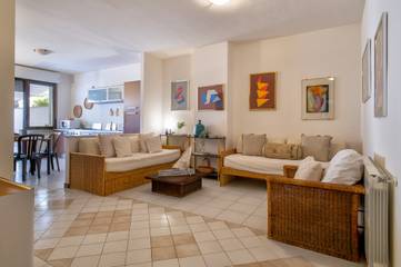 Holiday Rental for 7 People in Mercede, Alghero, Photo 1