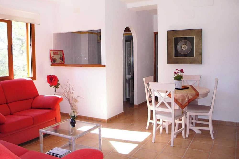 Cas Mari Reizendes Häuschen mit Pool, 800 Meter vom Dorf San Jose entfernt in San José (Ibiza), Sant Josep de sa Talaia