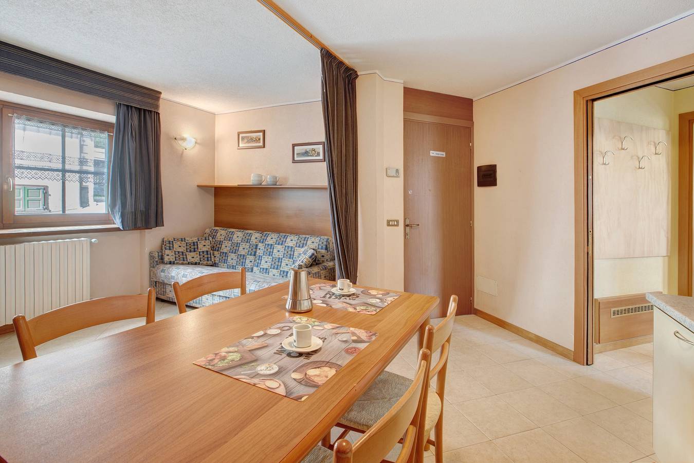 Ganze Wohnung, Ferienwohnung 'Loredana 1' mit Bergblick, Gemeinschaftsgarten und Wi-Fi in Livigno (Stadt), Livigno