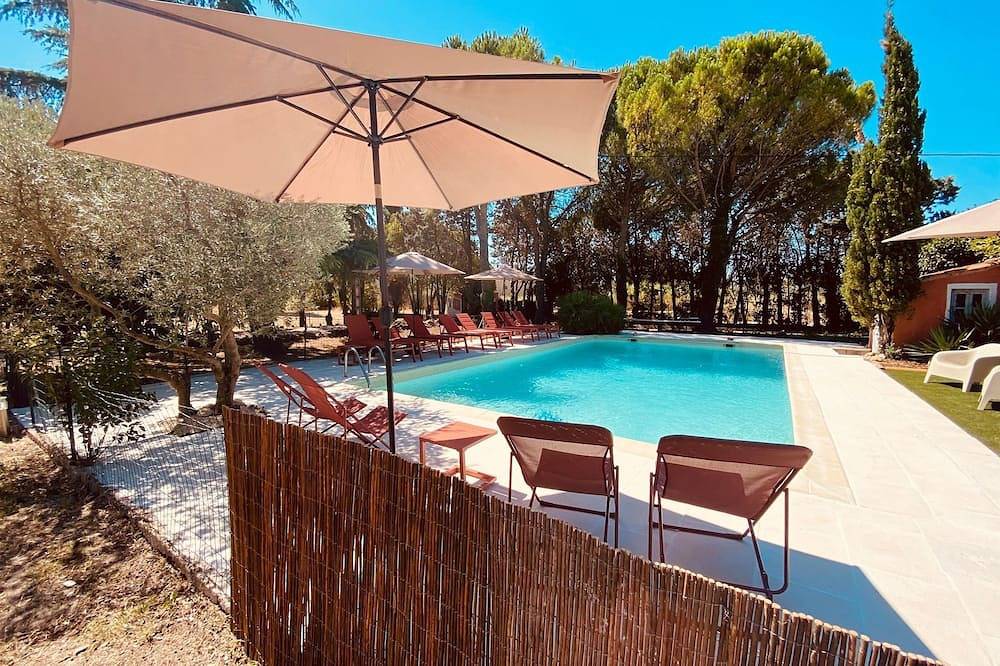 Grand Mas Provençal with swimming pool in Cheval-Blanc, Parque natural regional del Luberon