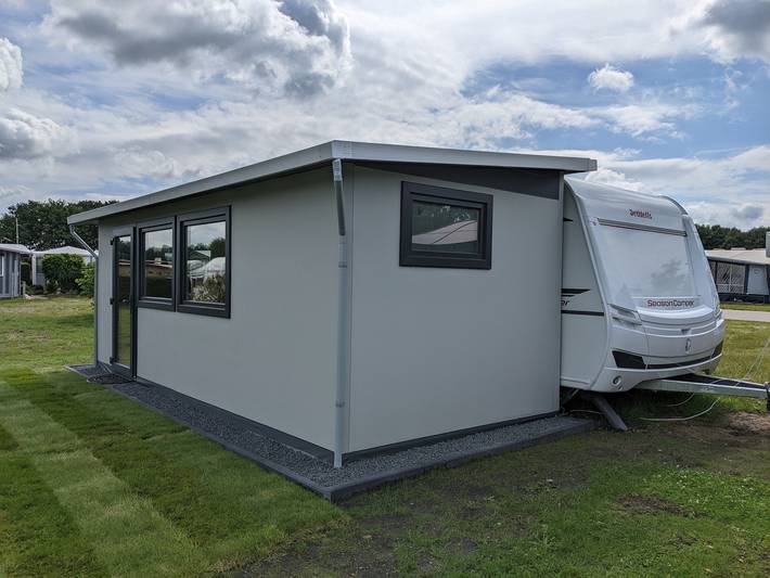 Wohnwagen für 5 Personen, mit Garten und Ausblick in Elbe-Weser