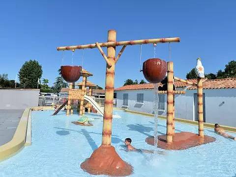 Camping pour 6 personnes à Angles