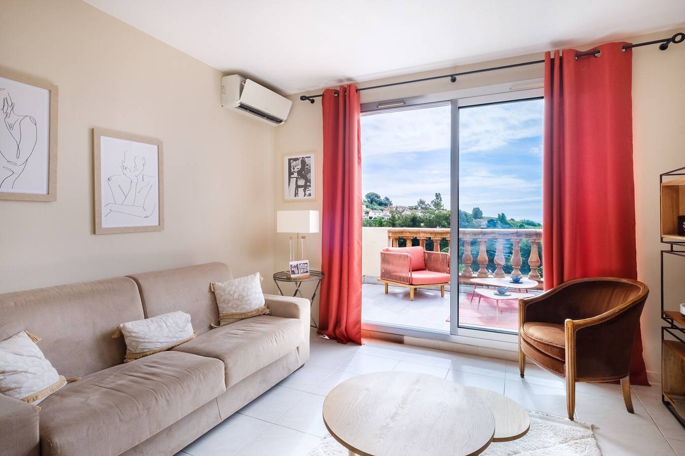 Ganze Wohnung, Ferienwohnung 'Vaugrenier Presidences' mit Meerblick, Wi-Fi und Klimaanlage in Villeneuve-Loubet, Mittelmeerküste (Frankreich)