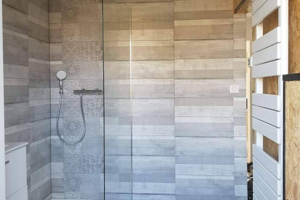 Entire apartment, The Rotten House in Pont-à-Mousson, Nancy region