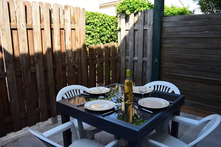 Ferienhaus für 5 Personen, mit Terrasse und Pool sowie Ausblick, mit Haustier in Marseillan - 2