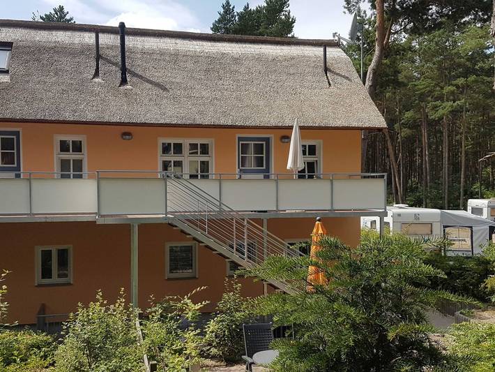 Ganze Ferienwohnung, Reethaus direkt am Strand - Ferienwohnung Lisa Eg in Ostseebad Karlshagen, Karlshagen