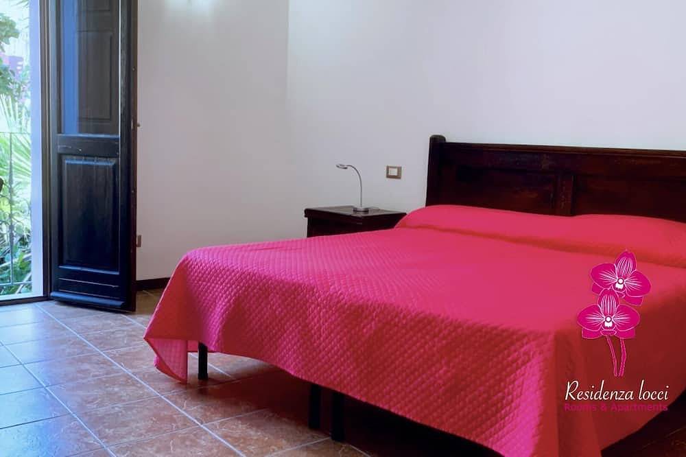 Entire apartment, Two Bedroom Apartment in the greenery in the center of Teulada in Teulada, Cagliari Province