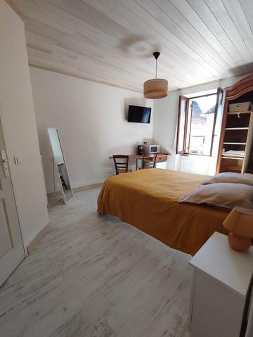 Maison d’hôte pour 2 personnes, avec terrasse et vue à Domme