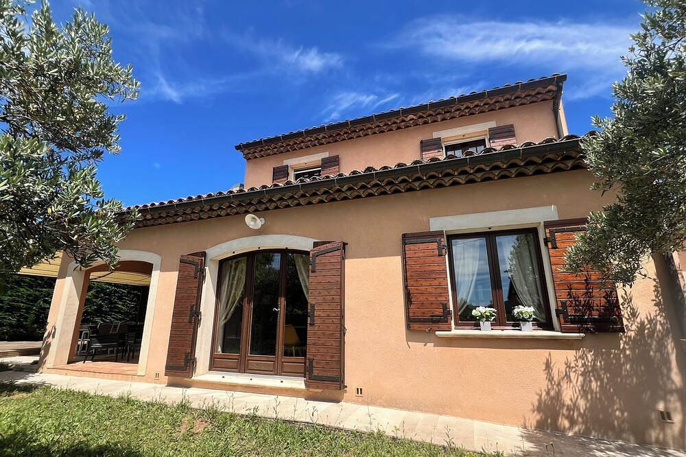 Villa Provencale A Salernes in Salernes, Région de Draguignan