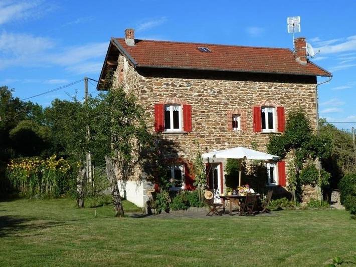 Gîte pour 4 personnes, avec jardin dans Saint-Alyre-d'Arlanc