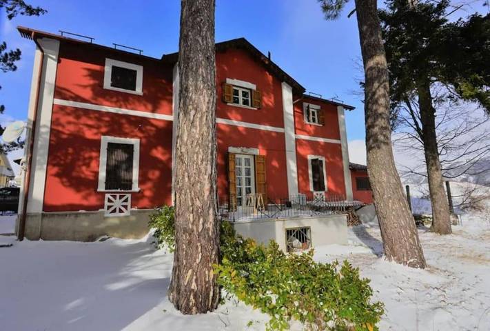 Chalet per 12 persone, con panorama e giardino nonché sauna - 1