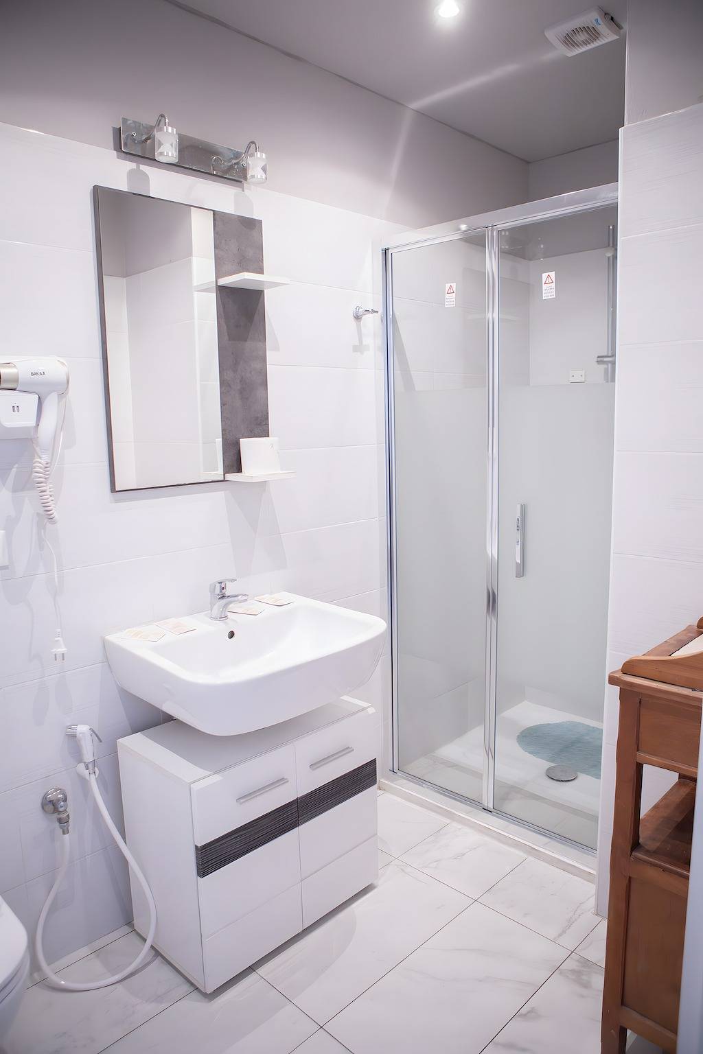 Habitación Margherita - Doble con Jardín Compartido, Wi-Fi y Aire Acondicionado in Prato, Provincia de Prato