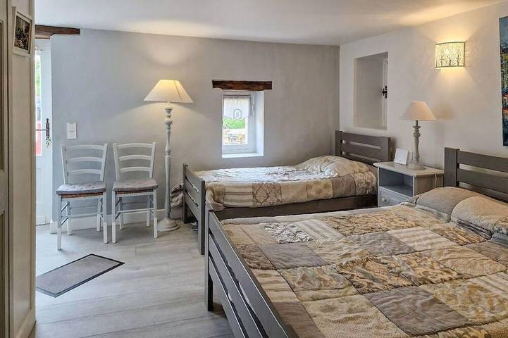 Location de vacances pour 6 personnes, avec terrasse, animaux acceptés dans Chateau Medieval de Castelnaud la Chapelle - 4