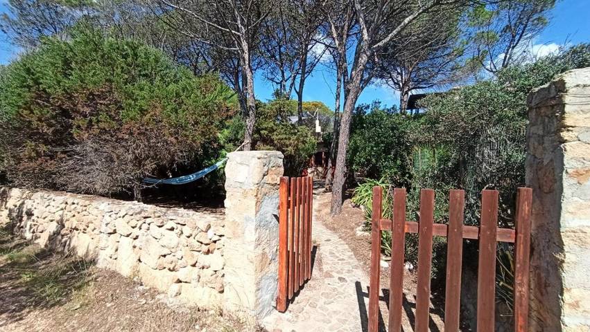 Location de vacances pour 4 personnes, avec jardin et vue à Cala Liberotto - 4
