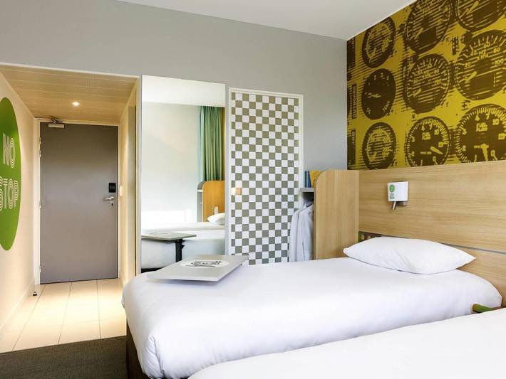 Hôtel pour 2 personnes, avec jardin, animaux acceptés dans Circuit des 24 Heures du Mans - 4
