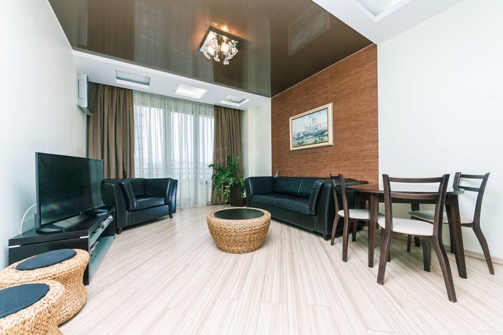 Ganze Wohnung, Ein-Zimmer-Luxus-Apartment, Zhylyanska-Straße 59, Diplomatenhalle in Kiew, Rajon Holosijiw
