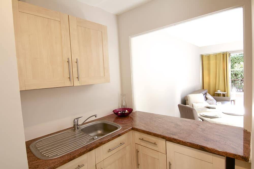 Ganze Wohnung, Klimatisiertes Apartment in Strandnähe in Cagnes-sur-Mer, Mittelmeerküste (Frankreich)