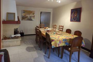 Gîte pour 8 personnes, avec balcon à Saint-Jean-de-la-Blaquière