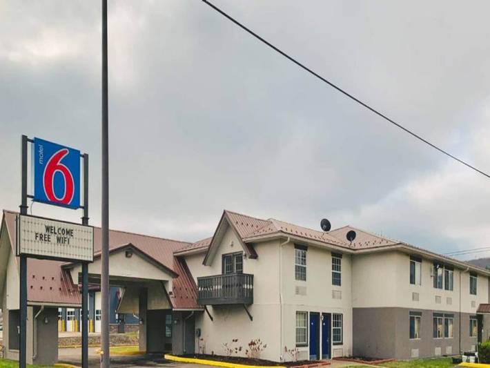 Apartamento entero, Acogedora habitación con cama king size | No fumadores in Condado de Cortland
